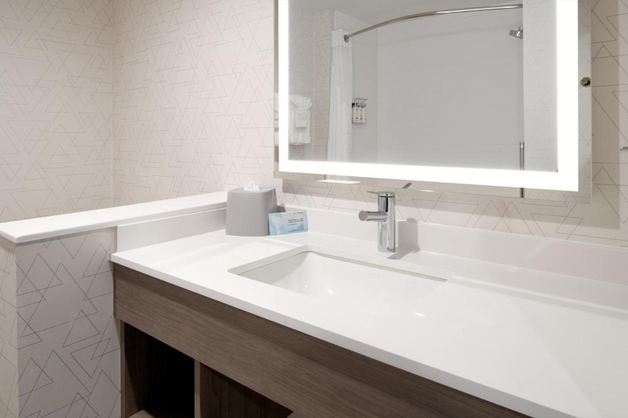 Holiday Inn Express & Suites - Hollister By Ihg Luaran gambar