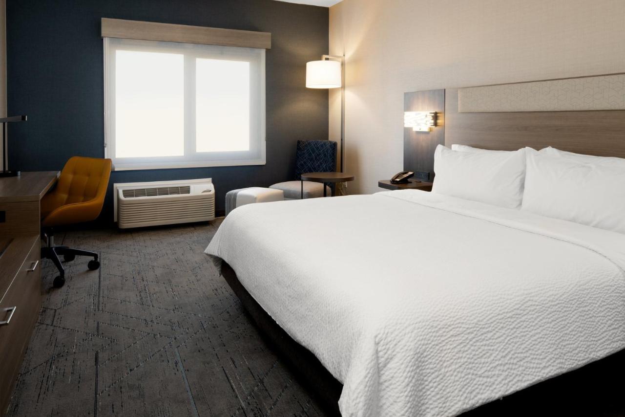 Holiday Inn Express & Suites - Hollister By Ihg Luaran gambar