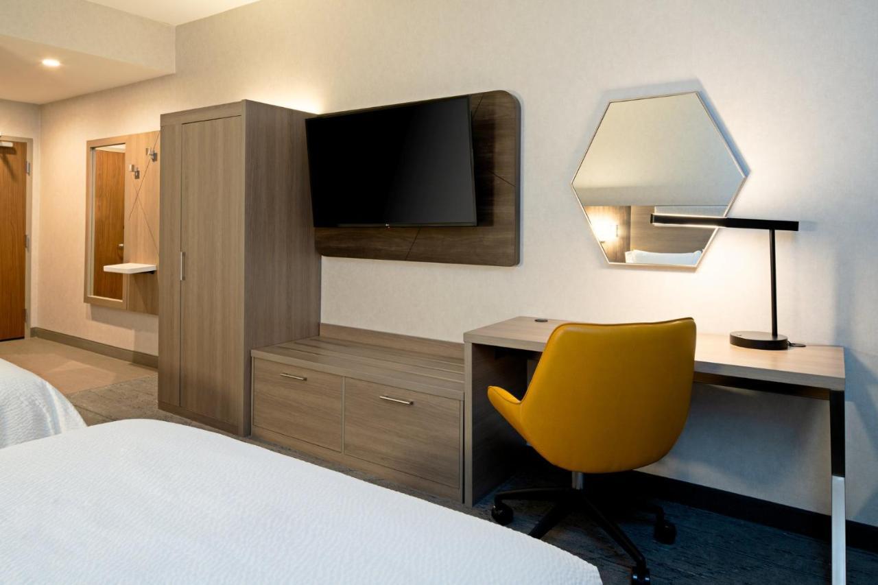 Holiday Inn Express & Suites - Hollister By Ihg Luaran gambar