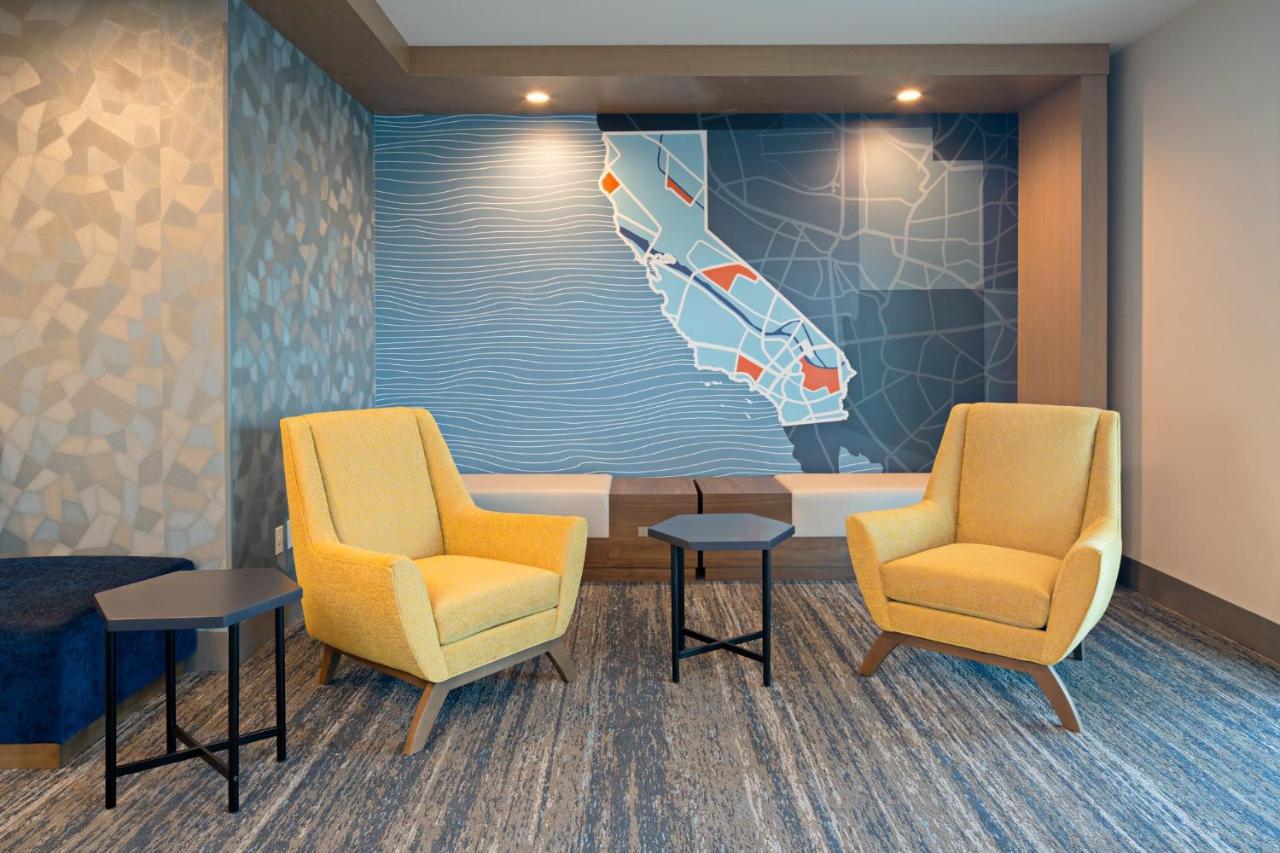 Holiday Inn Express & Suites - Hollister By Ihg Luaran gambar