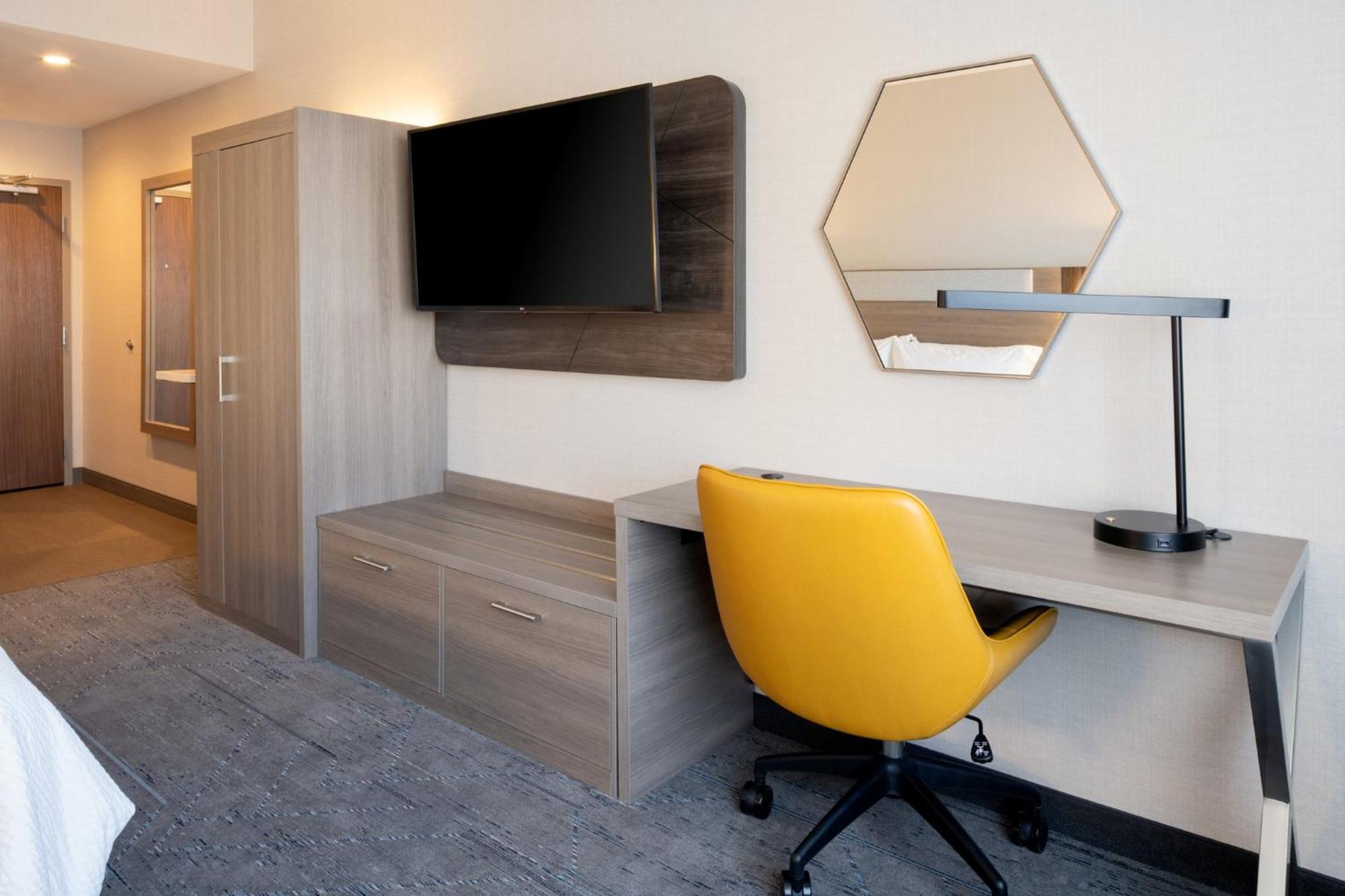 Holiday Inn Express & Suites - Hollister By Ihg Luaran gambar